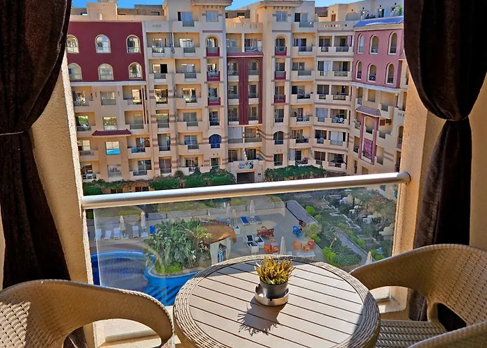 Pool View Studio With Wi-Fi, Smart Tv, 3 Pools & Beach Access