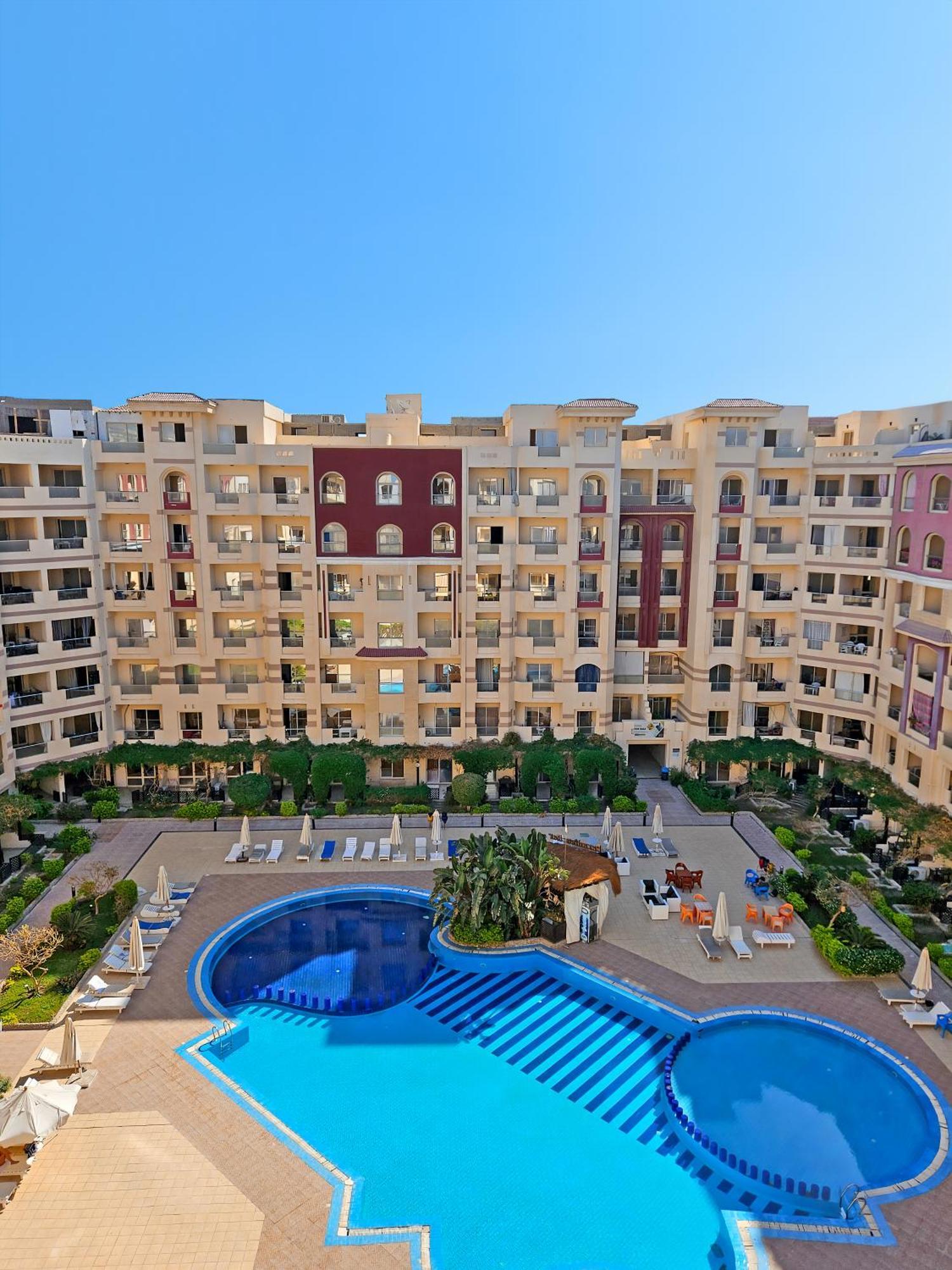 Pool View With Wi-fi, Smart Tv, 3 Pools & Access Apartmán