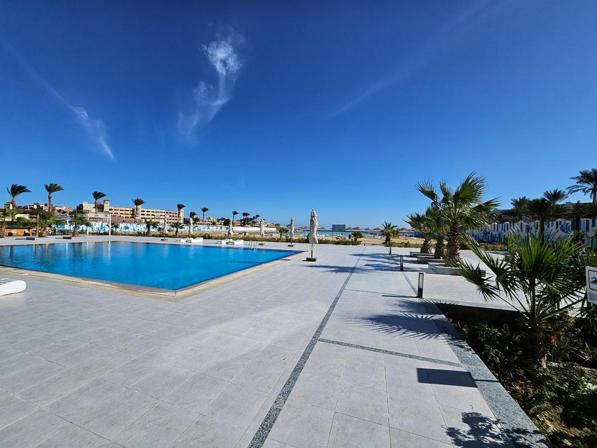 Pool View With Wi-fi, Smart Tv, 3 Pools & Access Apartament *