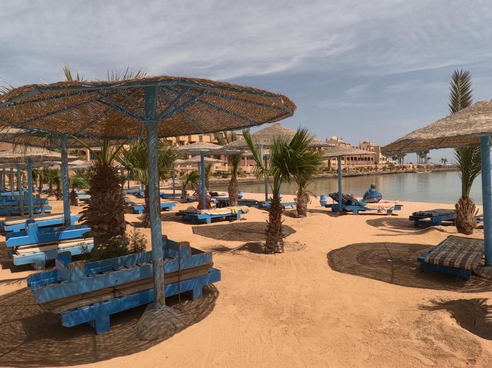 Pool View With Wi-fi, Smart Tv, 3 Pools & Access Apartament